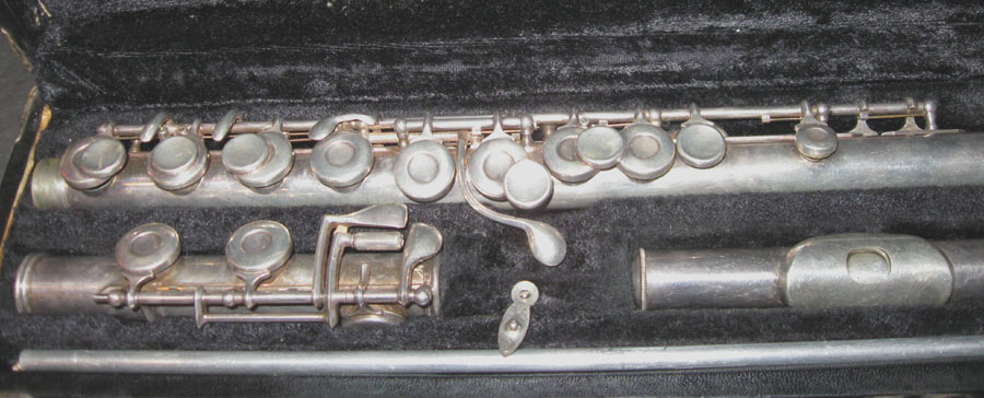 Gemeinhardt J1 Flute Odd Looking Any Info